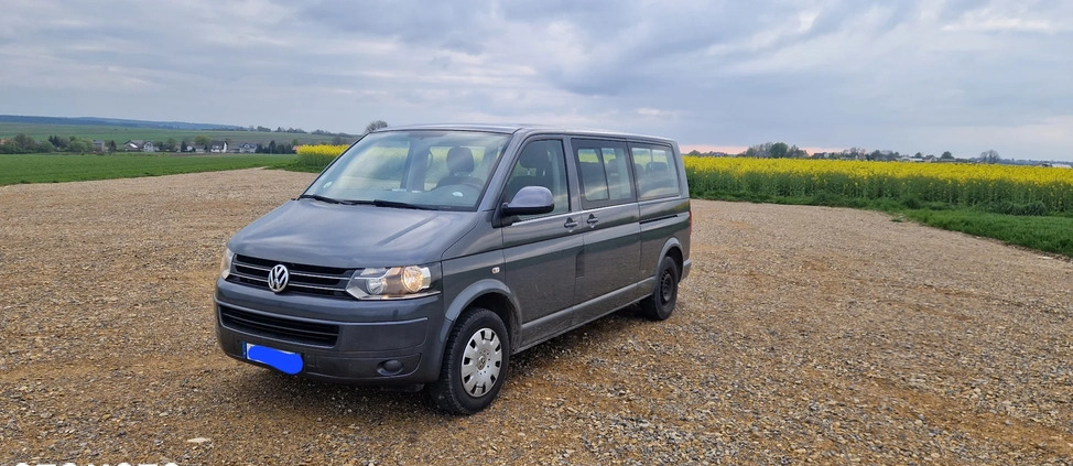 Volkswagen Caravelle cena 79900 przebieg: 211000, rok produkcji 2015 z Pilica małe 56